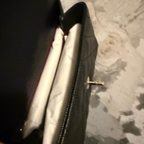 Band new with box and tags, 2024 Chanel Small Coco Handle - Picture 6 of 8